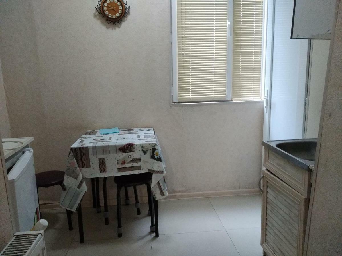 Sani Apartman Tbiliszi Kültér fotó